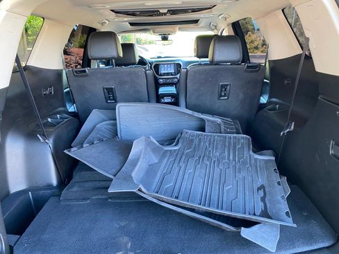 Used 2022 GMC Acadia Denali w/ Denali Ultimate Package FWD image 40