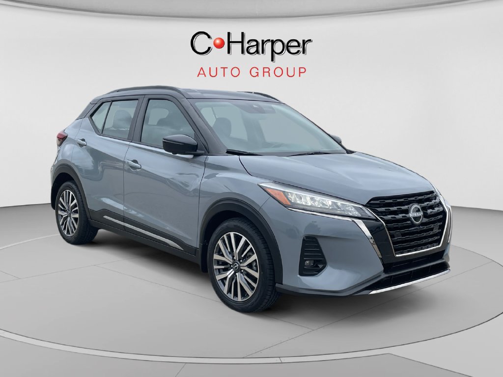 Used 2023 Nissan Kicks SR FWD image 1