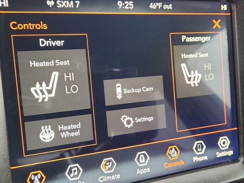 Used 2019 Jeep Cherokee Trailhawk w/ Cold Weather Group AWD/4WD image 20