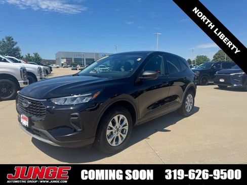 Certified 2025 Ford Escape Active w/ Tech Pack #1 AWD/4WD image 1