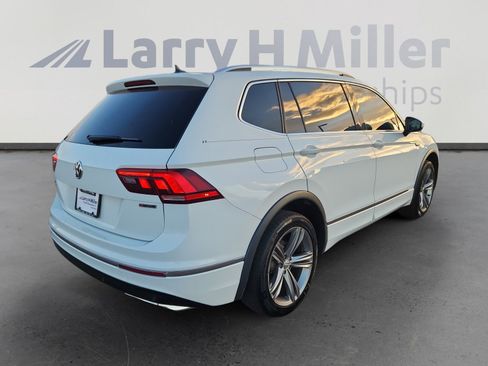 Used 2019 Volkswagen Tiguan SEL R-Line w/ 3rd Row Seat Package image 6