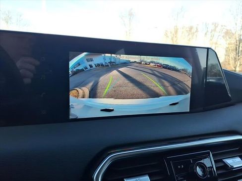 New 2026 Nissan Armada SV image 15