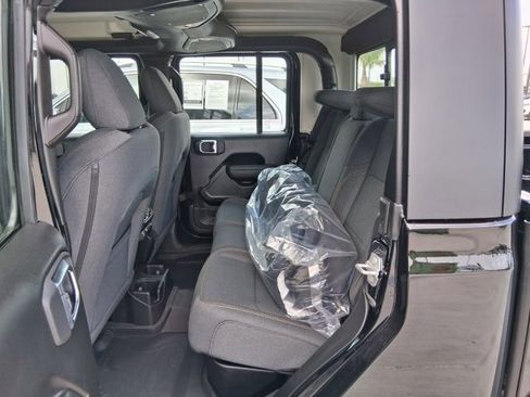 New 2026 Jeep Gladiator Sport AWD/4WD image 21