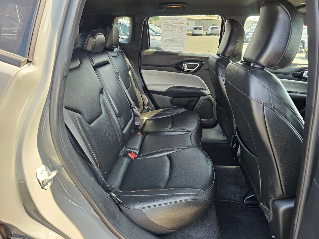 Used 2024 Jeep Compass Limited AWD/4WD image 15