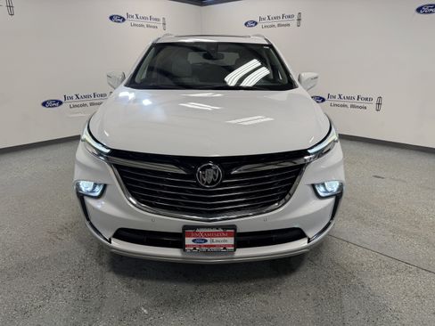 Used 2023 Buick Enclave Essence w/ Experience Buick Package image 2