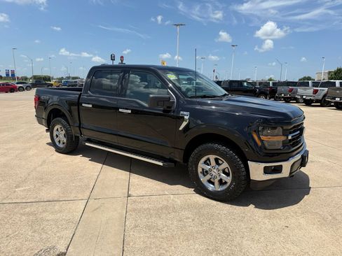 Certified 2025 Ford F150 XLT w/ Equipment Group 301A Standard AWD/4WD image 3