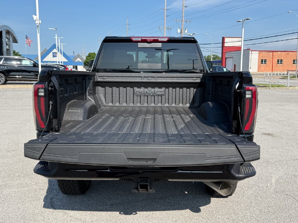 New 2026 GMC Sierra 2500 AT4 w/ AT4 Premium Plus Package AWD/4WD image 6
