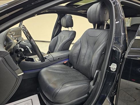 Used 2017 Mercedes-Benz S 550 Sedan image 18