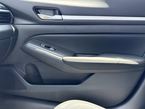 New 2026 Nissan Altima 2.5 SR w/ SR Premium Package FWD image 23