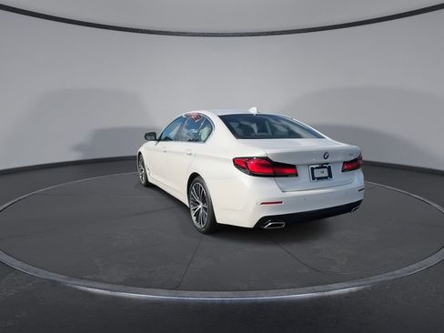Used 2023 BMW 530i w/ Premium Package RWD image 7