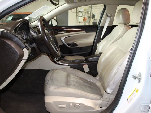 Used 2014 Buick Regal FWD image 8