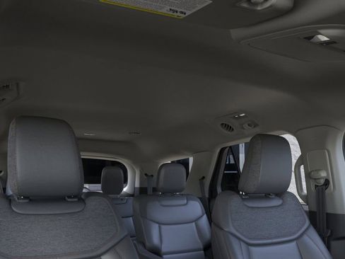 New 2026 Ford Explorer Active w/ Active Comfort Package AWD/4WD image 22