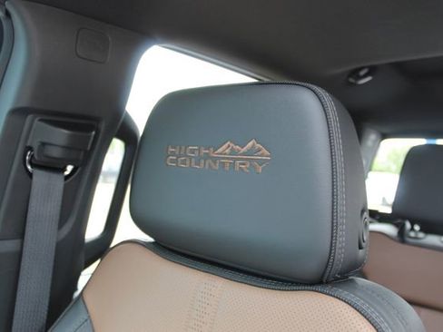 Used 2024 Chevrolet Silverado 1500 High Country AWD/4WD image 28