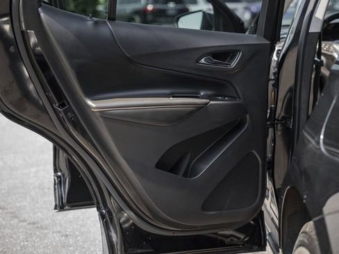 Used 2018 Chevrolet Equinox Premier FWD image 39