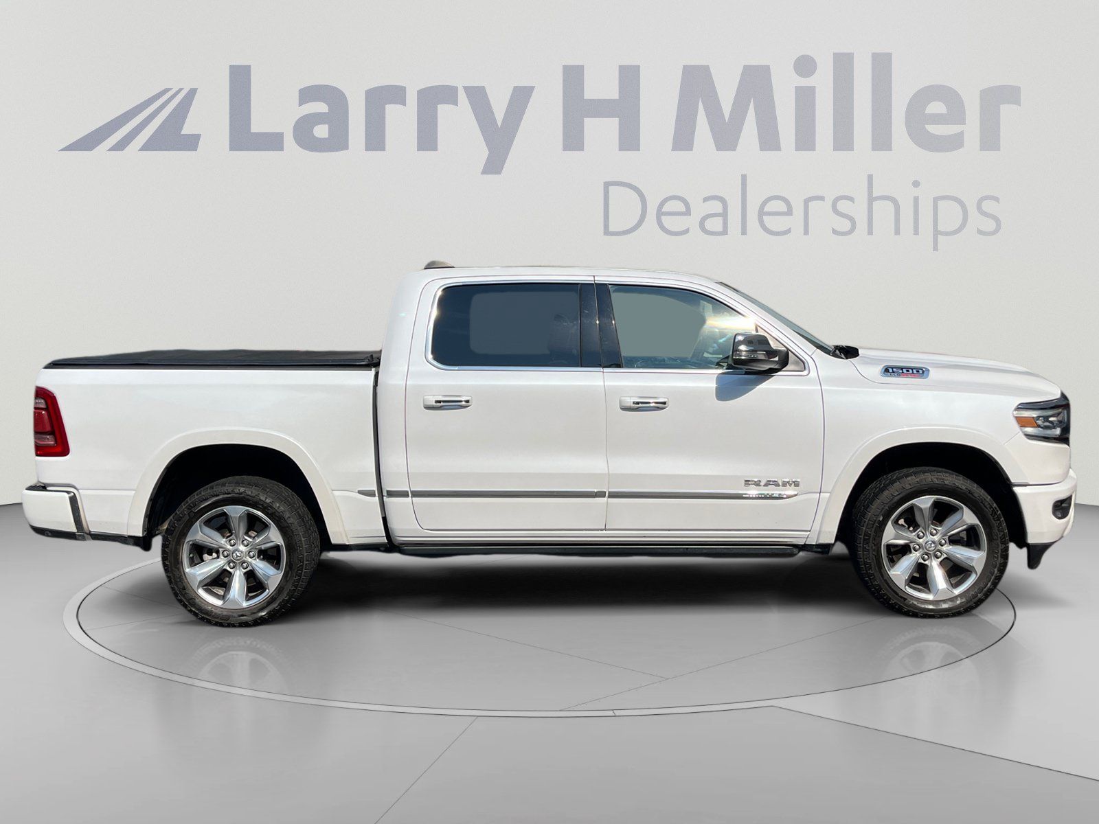 Used 2021 RAM 1500 Limited AWD/4WD image 6