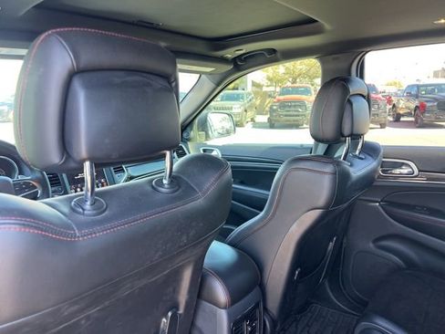 Used 2018 Jeep Grand Cherokee Trailhawk image 23