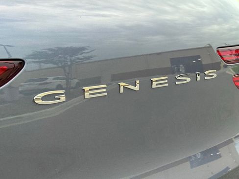 Used 2026 Genesis GV70 2.5T Advanced image 14