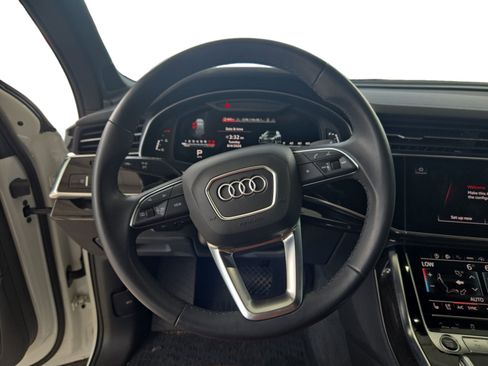 Used 2023 Audi Q7 3.0T Prestige AWD/4WD image 13