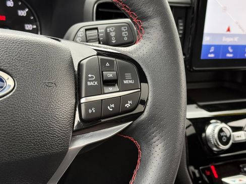 Used 2024 Ford Explorer ST-Line w/ Class IV Trailer Tow Package image 16