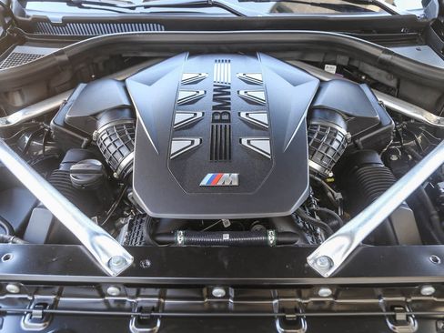 New 2026 BMW X6 M60i w/ Executive Package image 23