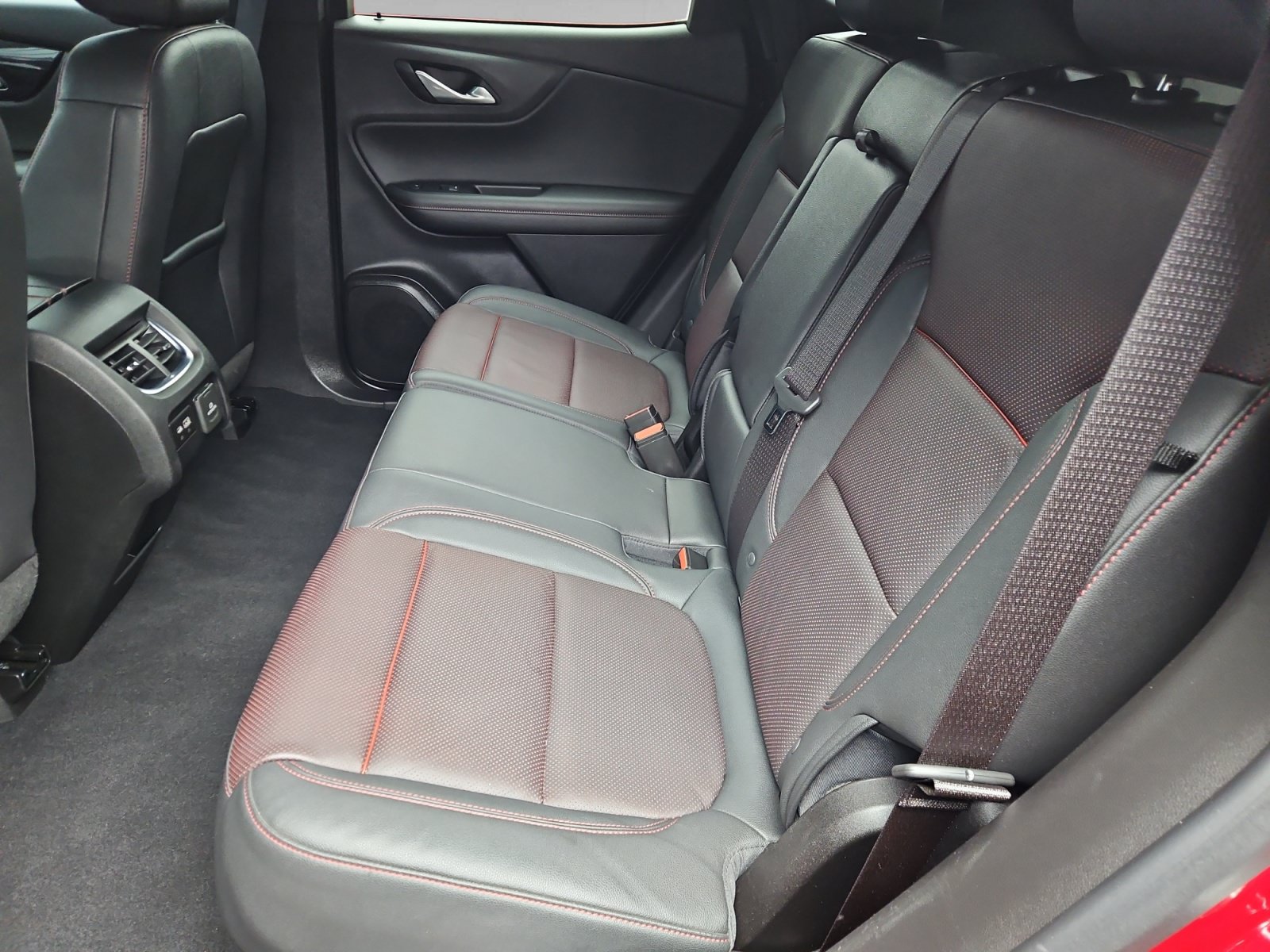 Used 2022 Chevrolet Blazer RS w/ Enhanced Convenience Package AWD/4WD image 14