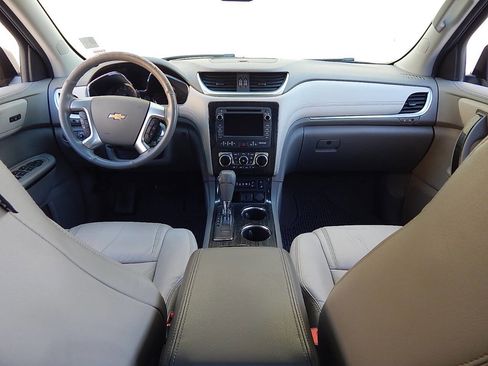 Used 2016 Chevrolet Traverse LTZ AWD/4WD image 25