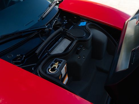 Used 2005 Ford GT RWD image 51