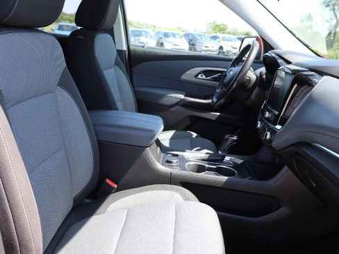 Used 2018 Chevrolet Traverse LT FWD image 15