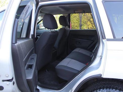 Used 2008 Jeep Grand Cherokee Laredo AWD/4WD image 20