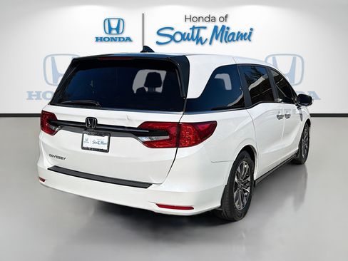Used 2023 Honda Odyssey EX-L image 7