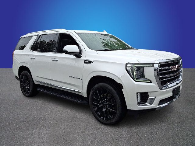 Used 2022 GMC Yukon SLT w/ SLT Premium Package AWD/4WD image 3