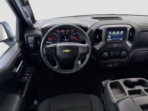 Used 2019 Chevrolet Silverado 1500 Custom w/ Custom Convenience Package RWD image 24