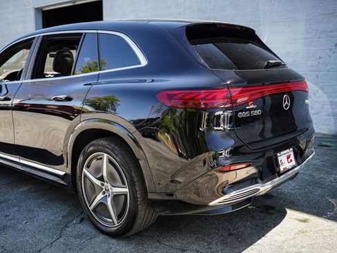Used 2023 Mercedes-Benz EQS 580 4MATIC SUV image 13