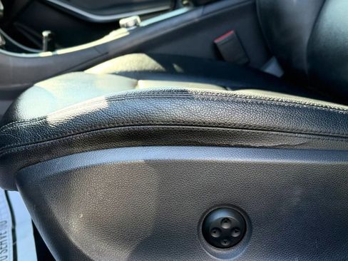 Used 2014 Mercedes-Benz CLA 250 image 24