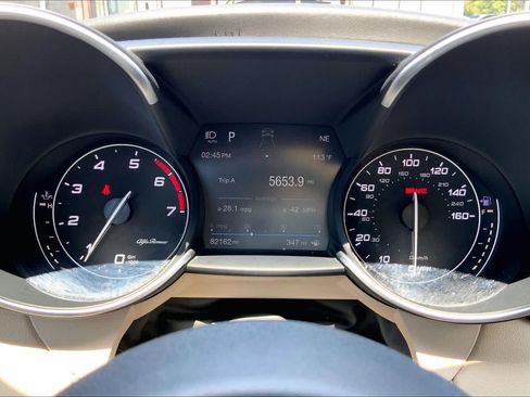 Used 2018 Alfa Romeo Giulia Ti w/ Quick Order Package 22Z Lusso RWD image 25