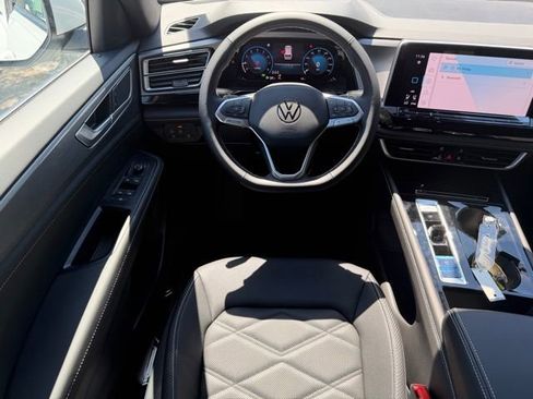 New 2026 Volkswagen Atlas Cross Sport SE FWD image 11