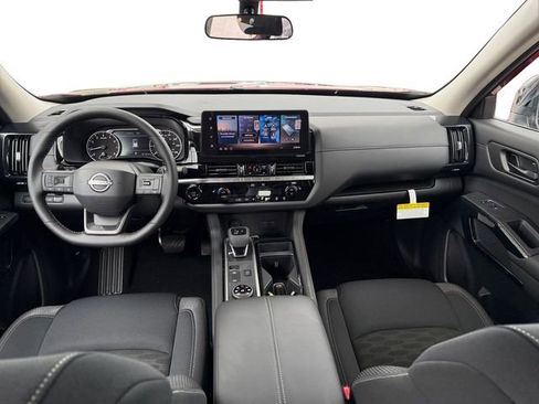 New 2026 Nissan Pathfinder SV image 7