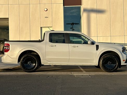 New 2026 Ford Maverick Lobo image 2