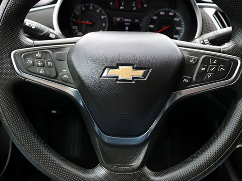Used 2025 Chevrolet Malibu LT FWD image 18