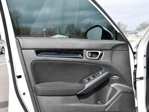 Used 2023 Honda Civic EX image 10