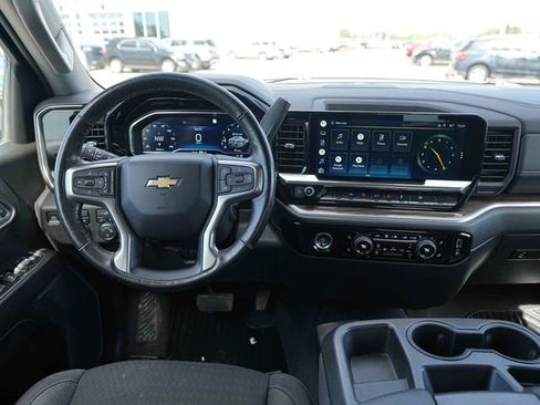 Used 2022 Chevrolet Silverado 1500 LT AWD/4WD image 28