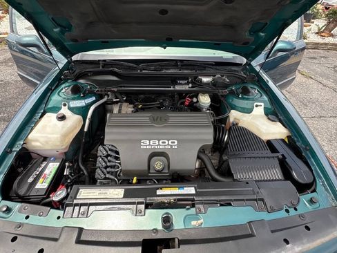 Used 1998 Oldsmobile 88 FWD image 8