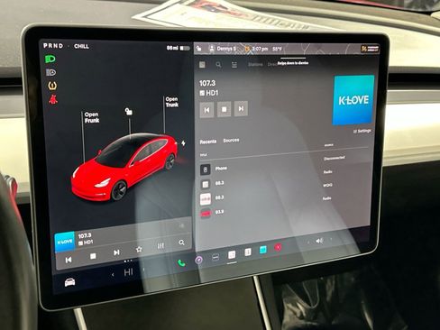 Used 2018 Tesla Model 3 Long Range image 23
