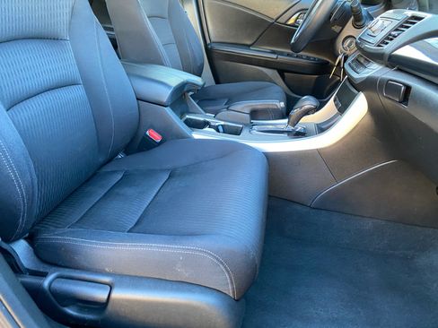 Used 2015 Honda Accord Sport image 40