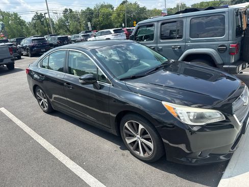 Used 2017 Subaru Legacy 2.5i Limited AWD/4WD image 1