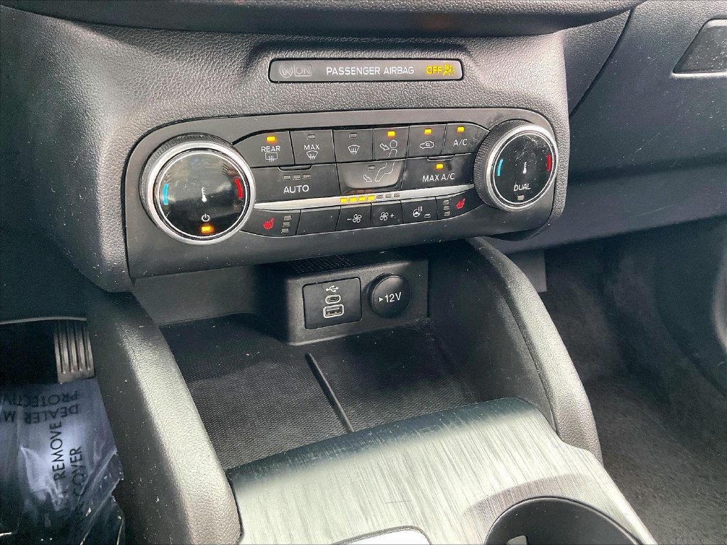Used 2025 Ford Escape ST-Line Select AWD/4WD image 24