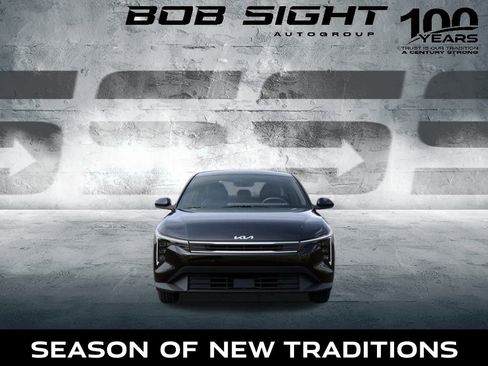 New 2025 Kia K4 LXS image 2