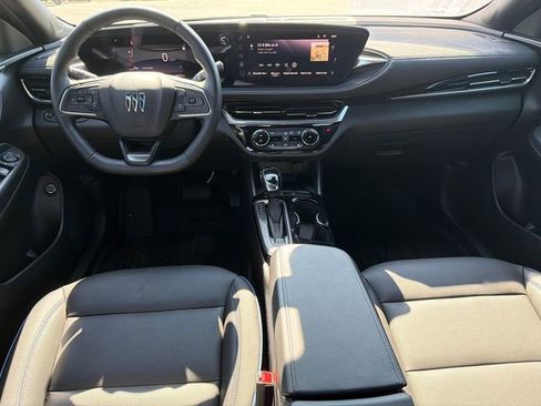 Certified 2024 Buick Envista Sport Touring w/ Convenience I Package image 23