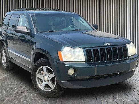Used 2005 Jeep Grand Cherokee Laredo AWD/4WD image 9