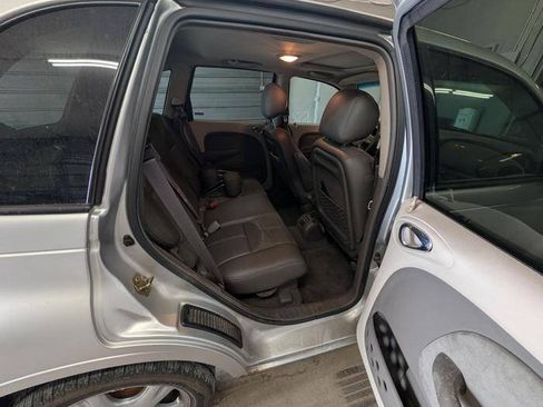 Used 2001 Chrysler PT Cruiser FWD image 27